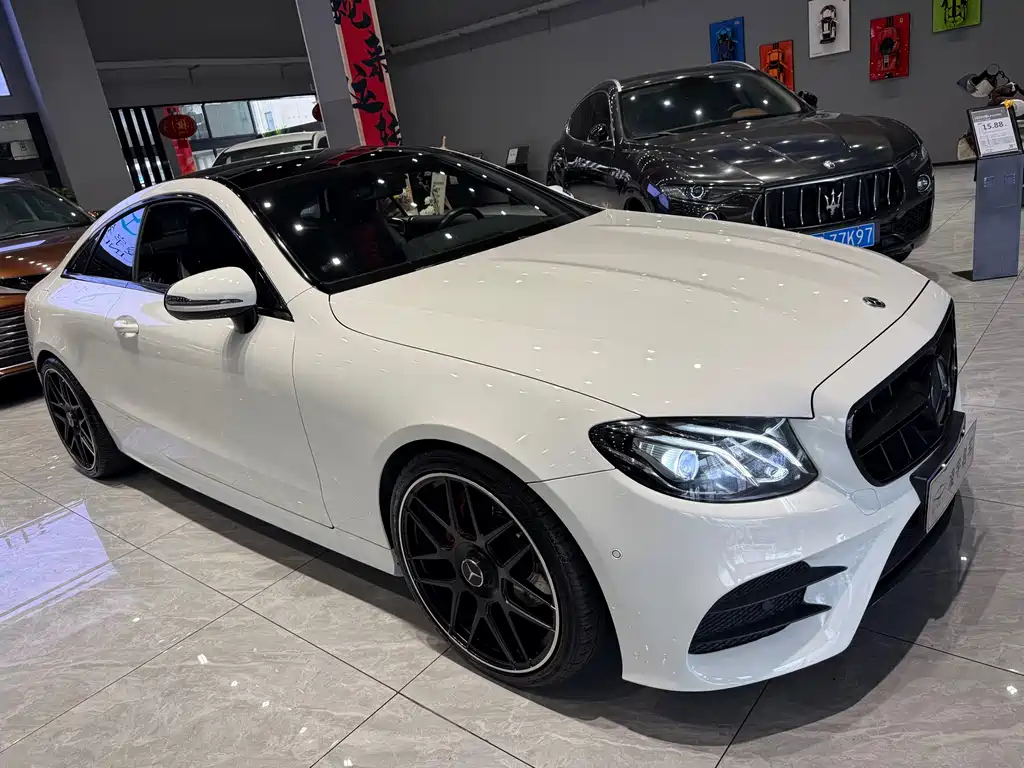 Mercedes-Benz E-Class (Import) — фото 3
