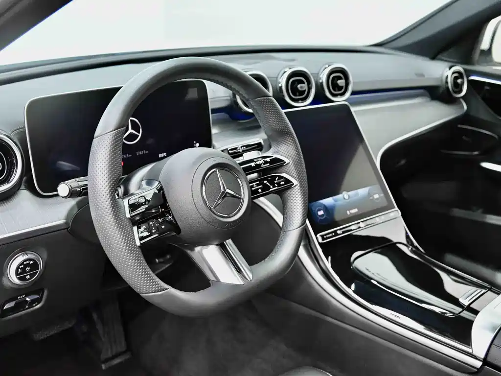 Mercedes-Benz C-Class — фото 13