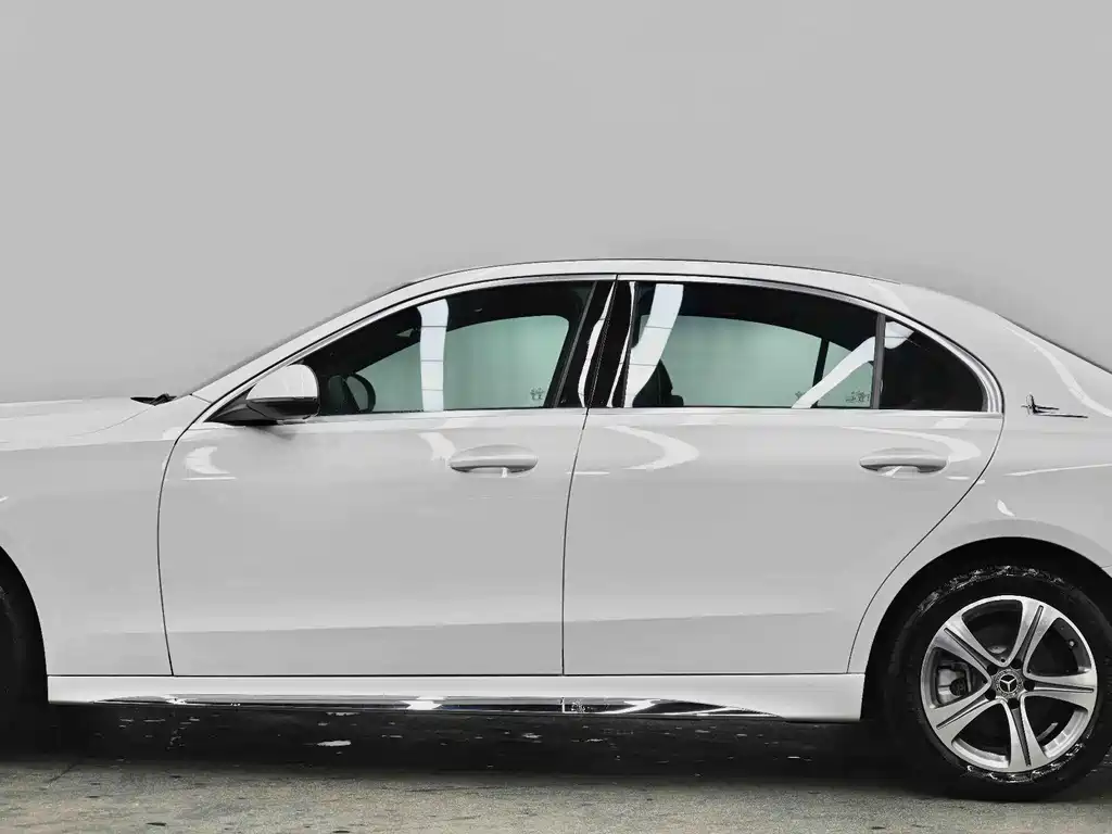 Mercedes-Benz C-Class — фото 17