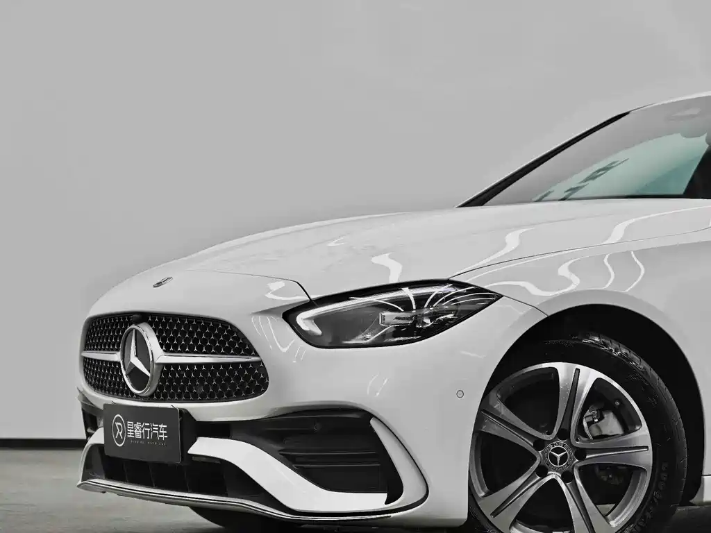 Mercedes-Benz C-Class — фото 20