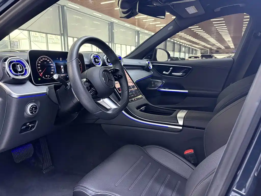 Mercedes-Benz C-Class — фото 10