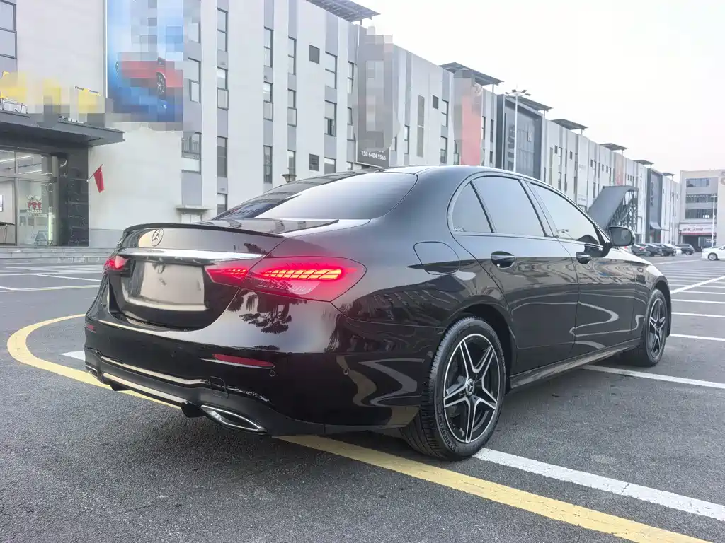 Mercedes-Benz E-Class (Import) — фото 4