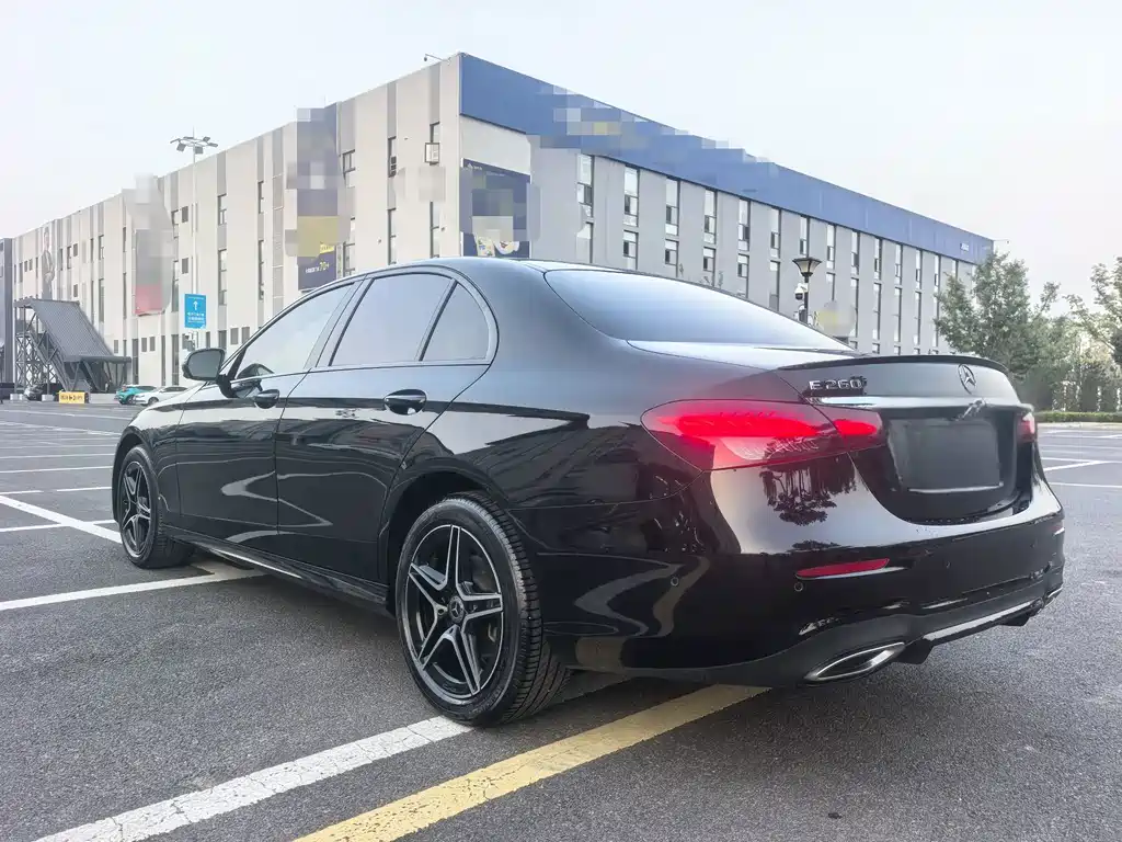Mercedes-Benz E-Class (Import) — фото 7