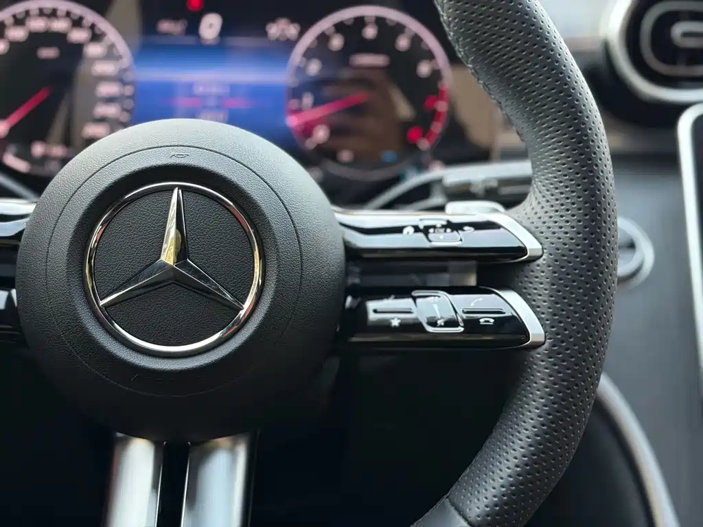 Mercedes-Benz C-Class — фото 14