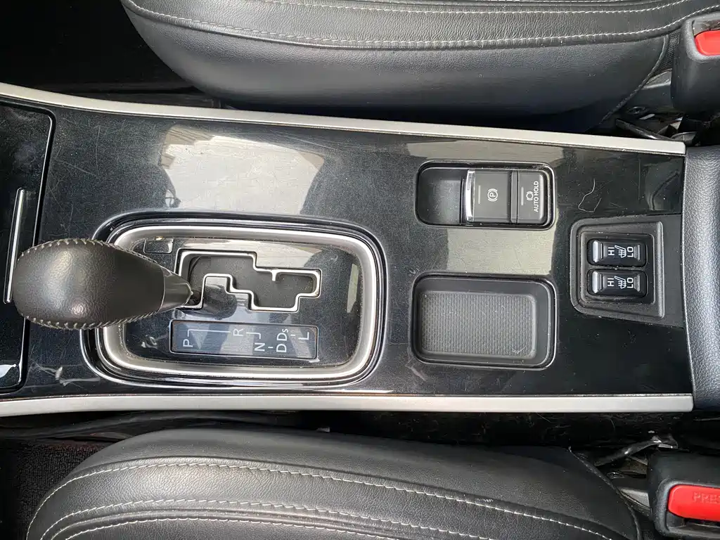 Mitsubishi Outlander — фото 13