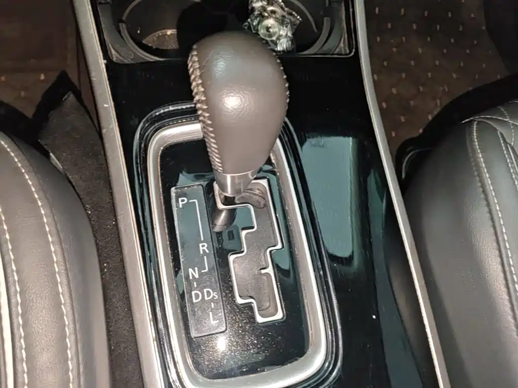 Mitsubishi Outlander — фото 13