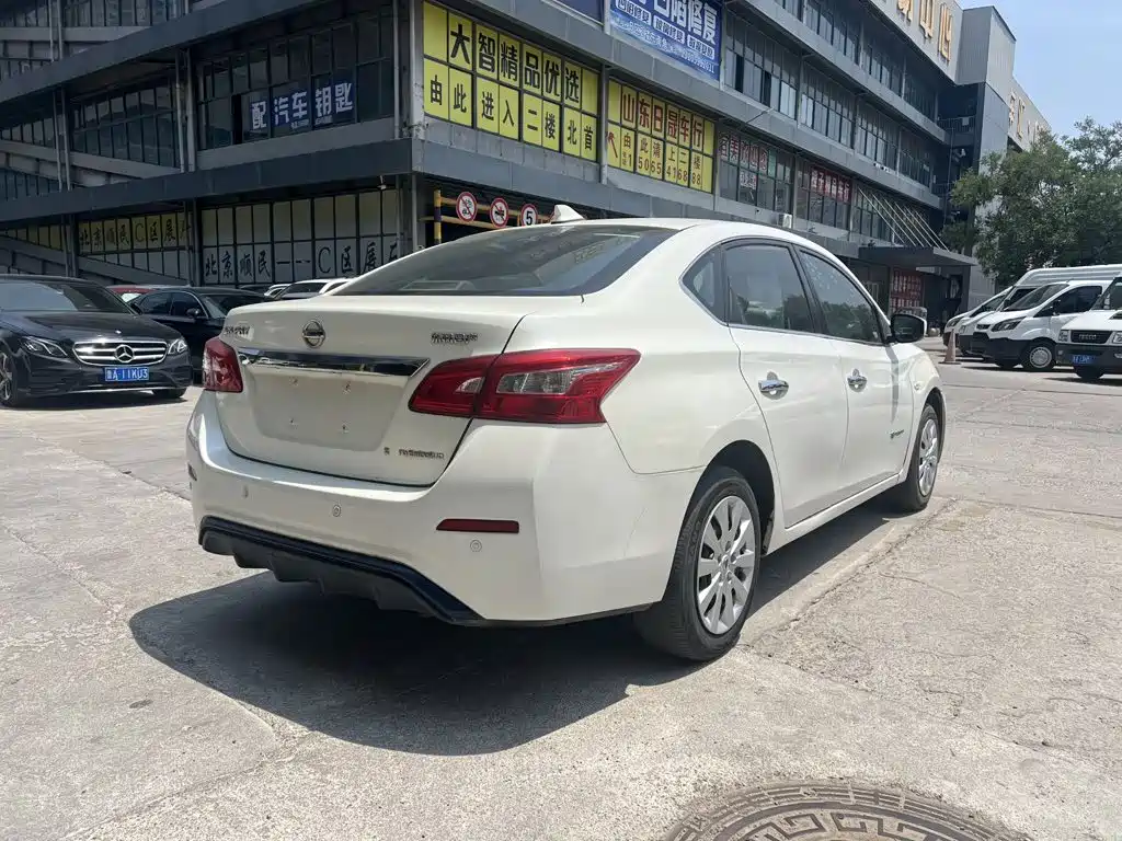 Nissan Sylphy EV — фото 7