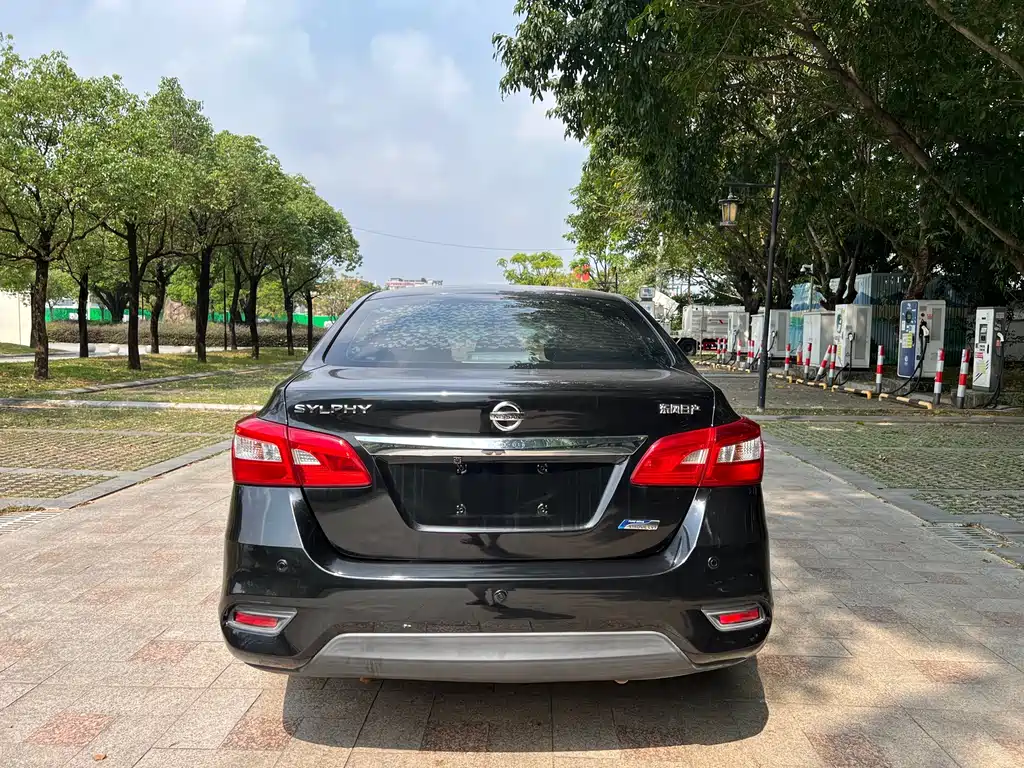 Nissan Sylphy — фото 6