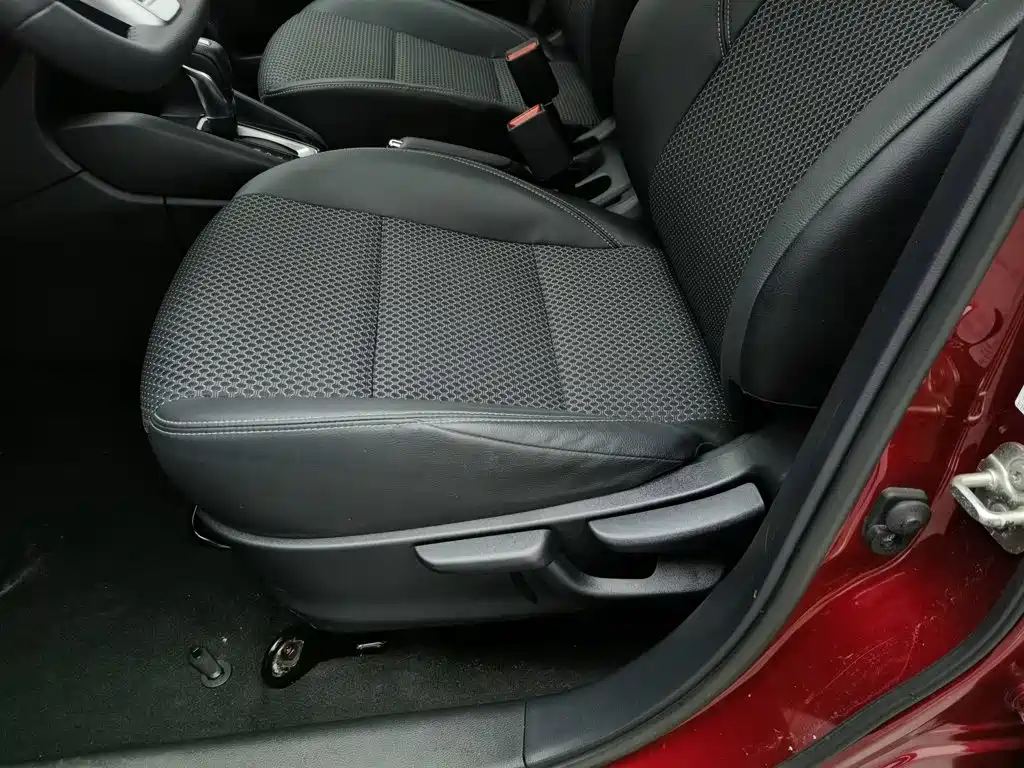 Nissan Kicks — фото 20