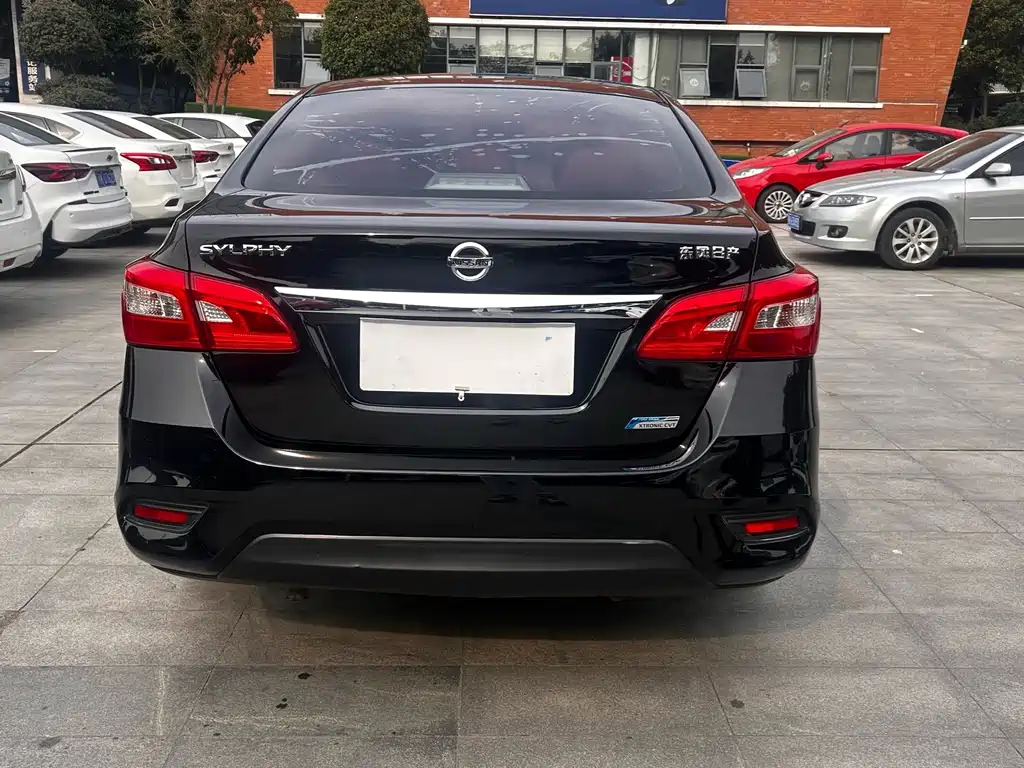 Nissan Sylphy — фото 11