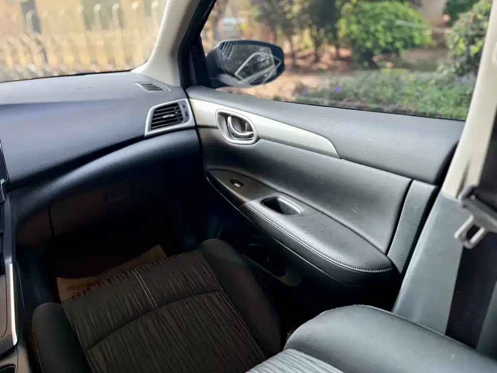 Nissan Sylphy — фото 11
