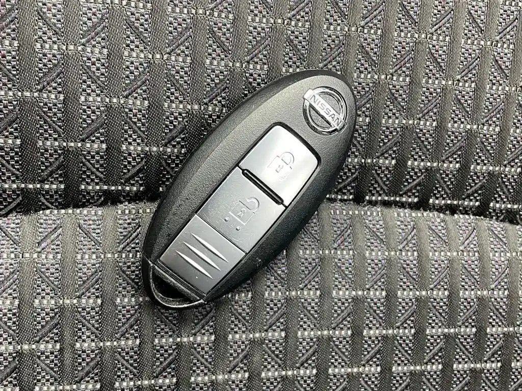 Nissan Tiida — фото 19