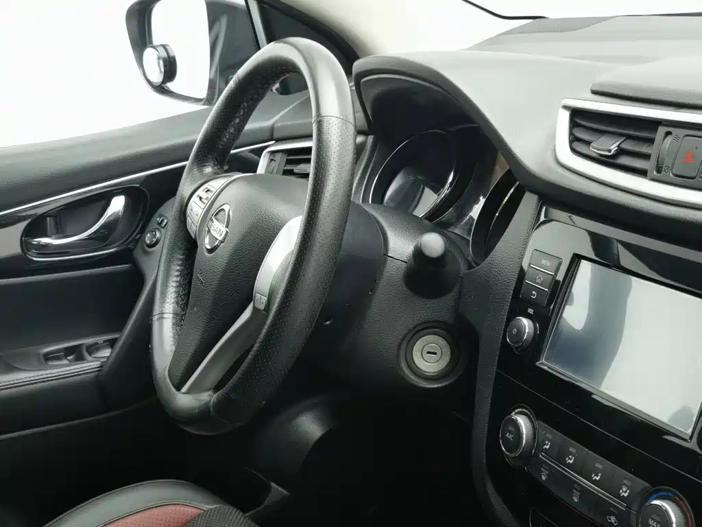 Nissan Qashqai — фото 22