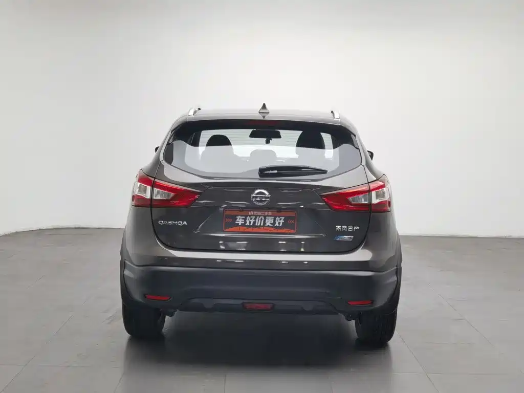 Nissan Qashqai — фото 4