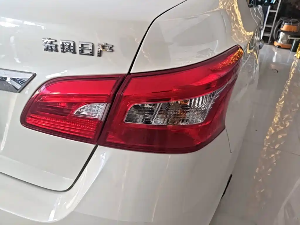Nissan Sylphy — фото 7