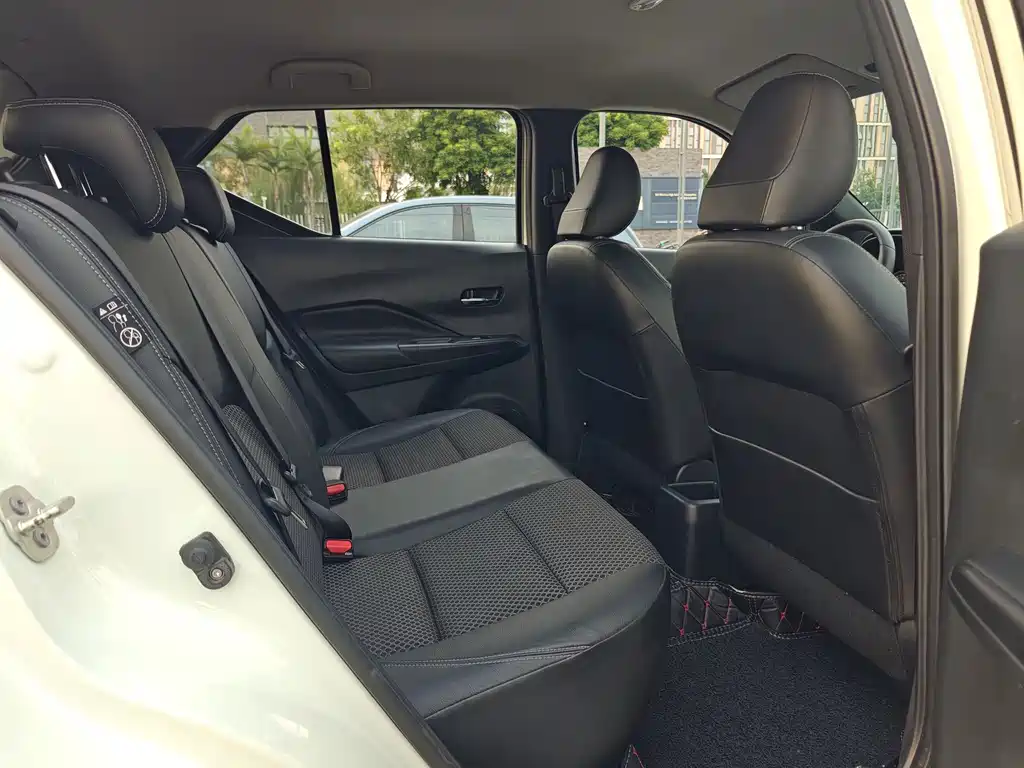 Nissan Kicks — фото 17