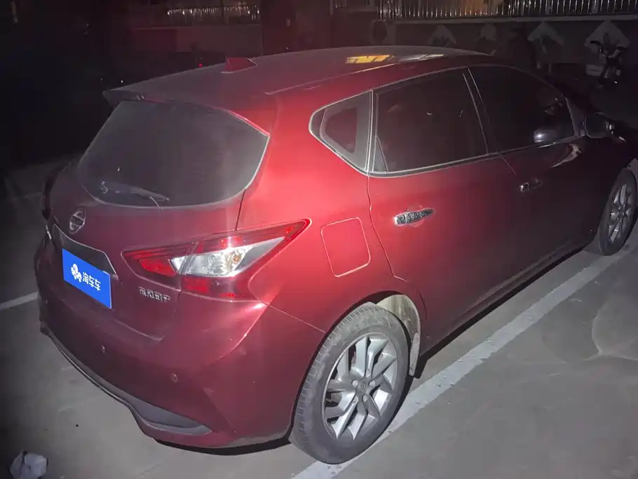 Nissan Tiida — фото 3