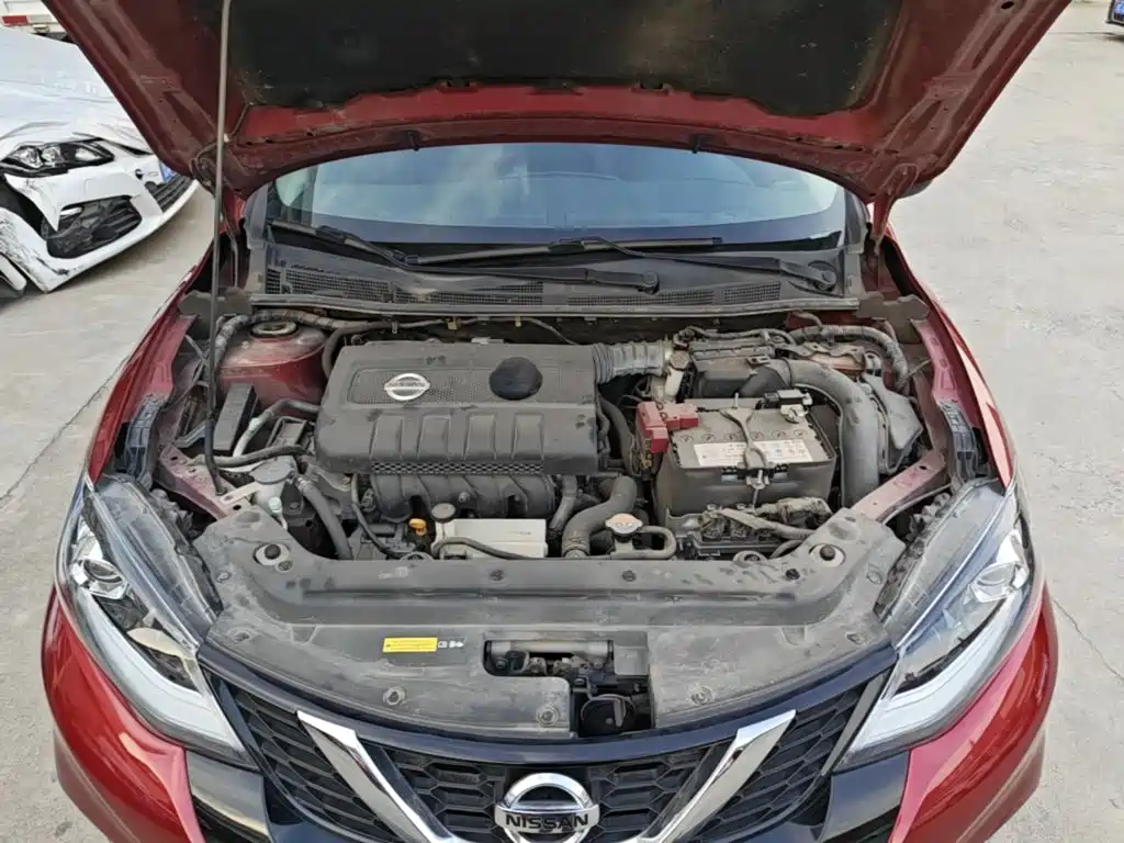 Nissan Tiida — фото 19