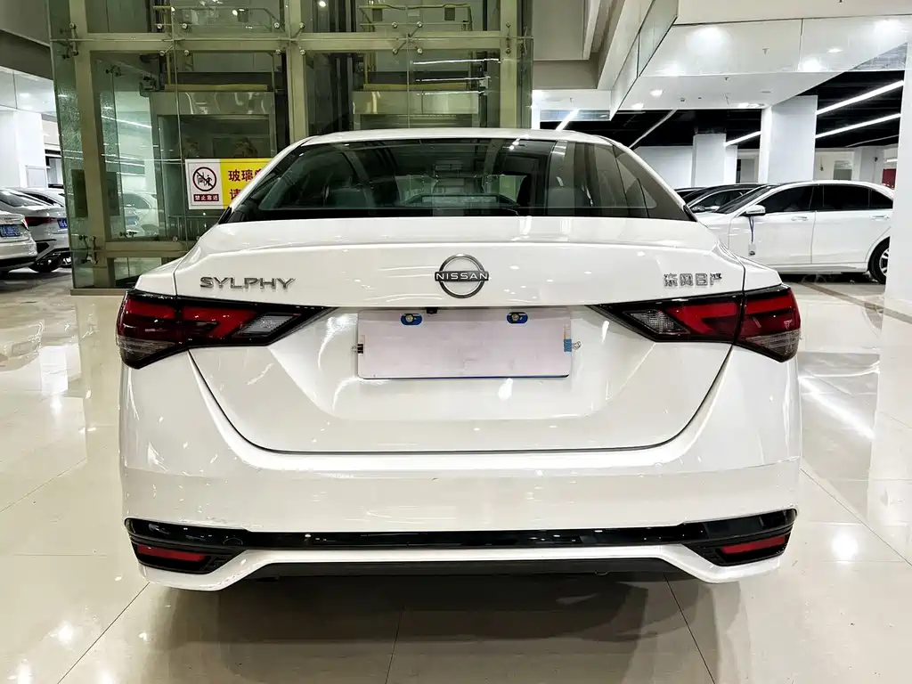 Nissan Sylphy — фото 5