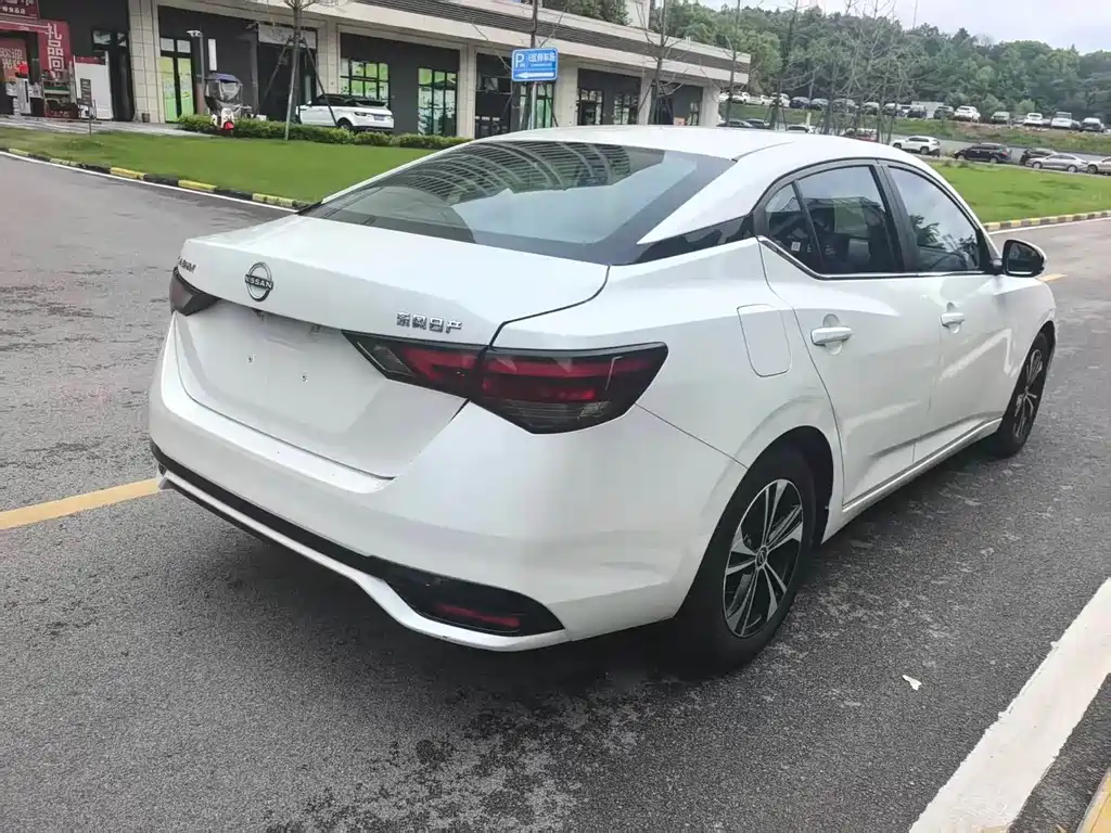 Nissan Sylphy — фото 10