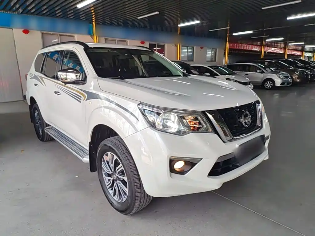 Nissan Terra — фото 3