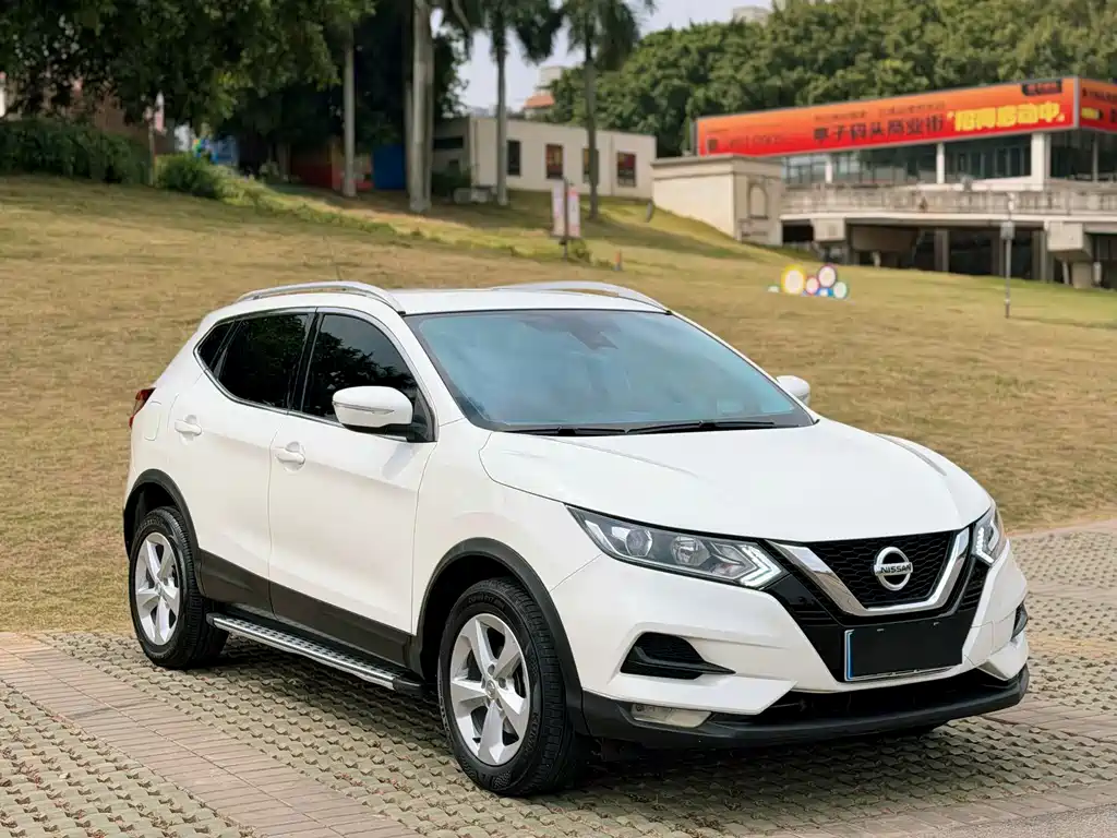 Nissan Qashqai — фото 3