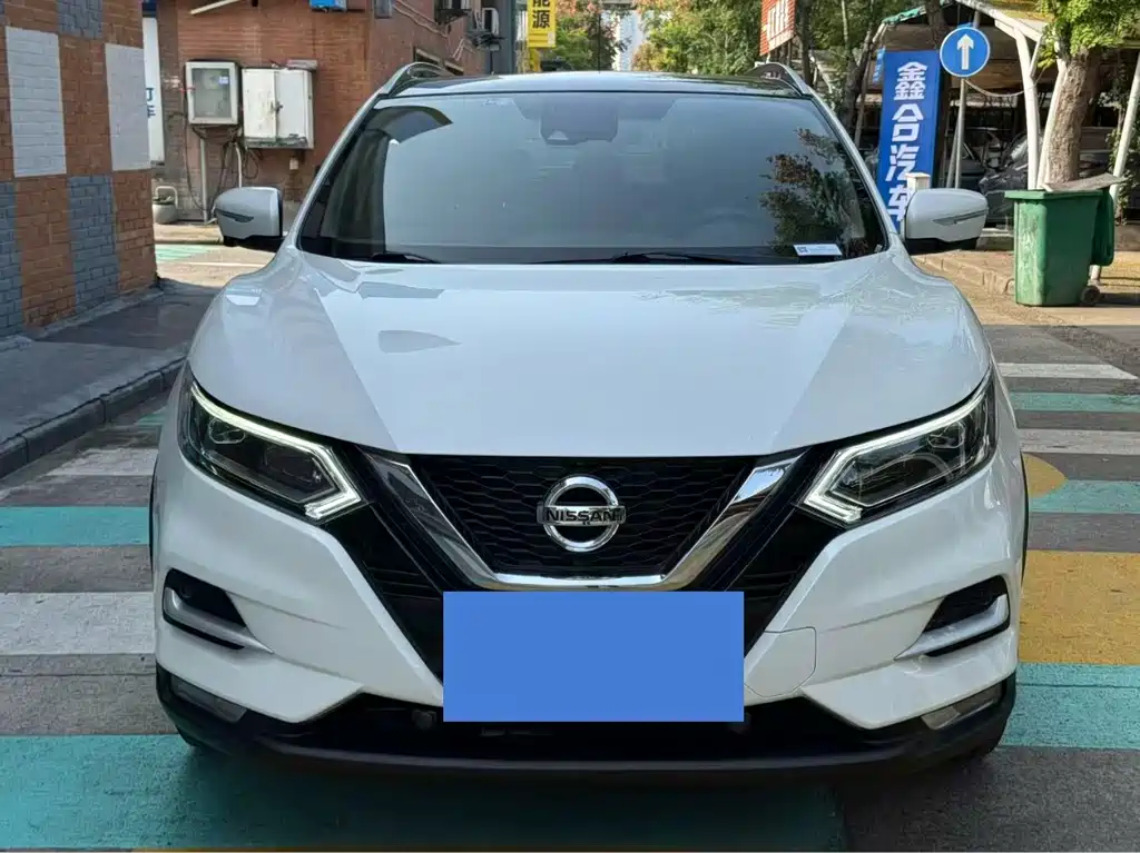 Nissan Qashqai — фото 2