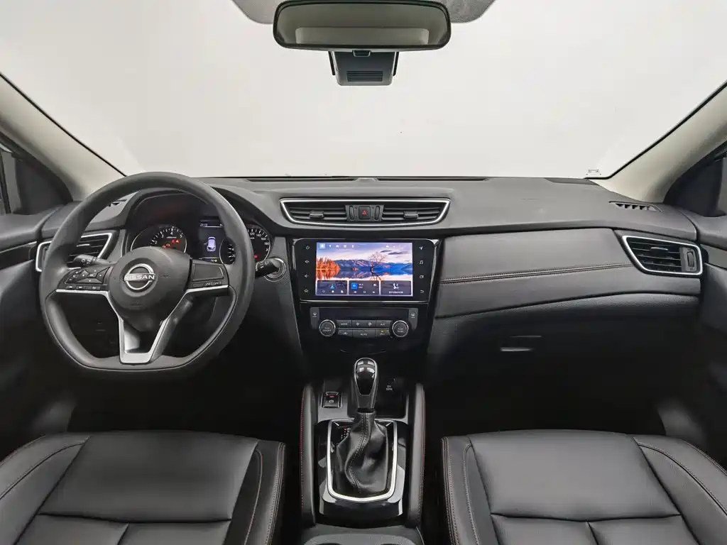 Nissan Qashqai — фото 5