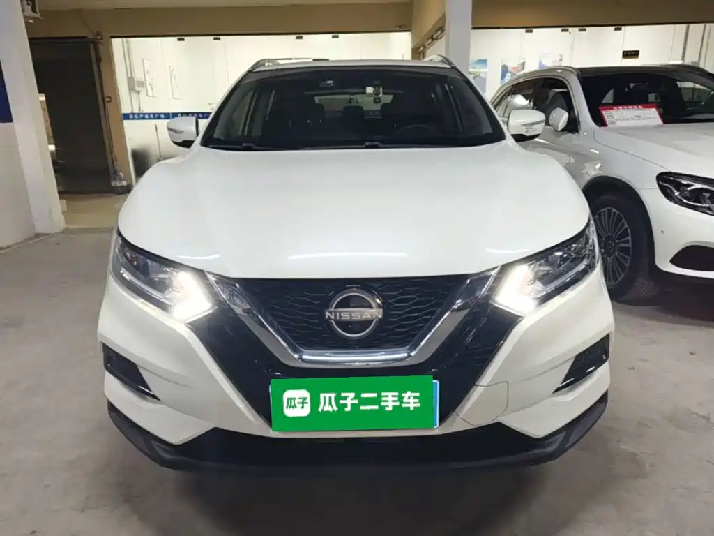 Nissan Qashqai — фото 2
