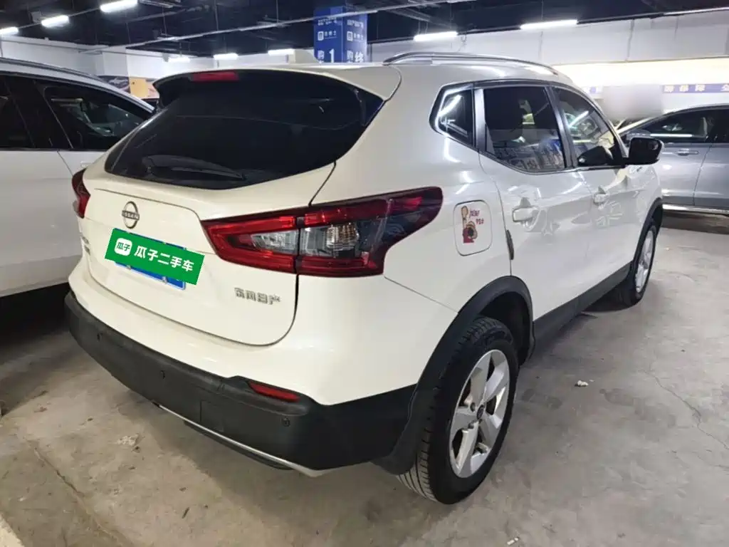 Nissan Qashqai — фото 6