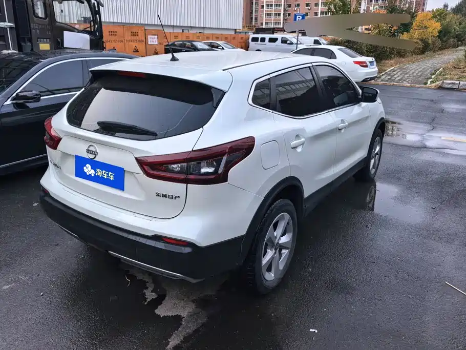 Nissan Qashqai — фото 3
