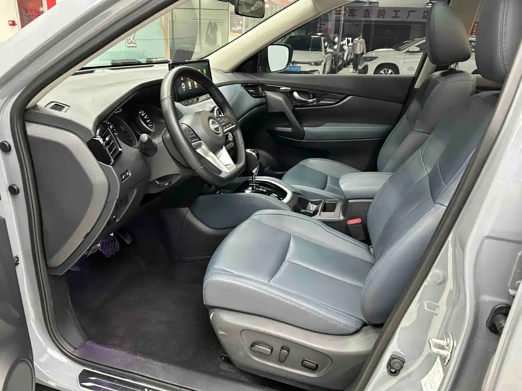 Nissan X-Trail — фото 17