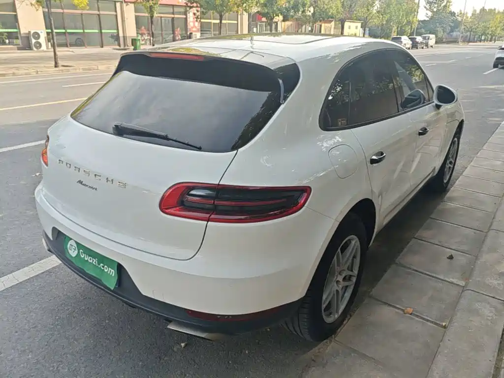 Porsche Macan — фото 6