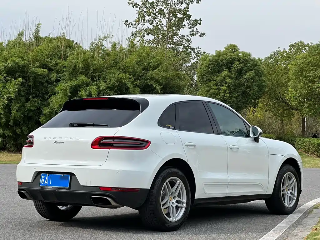 Porsche Macan — фото 5