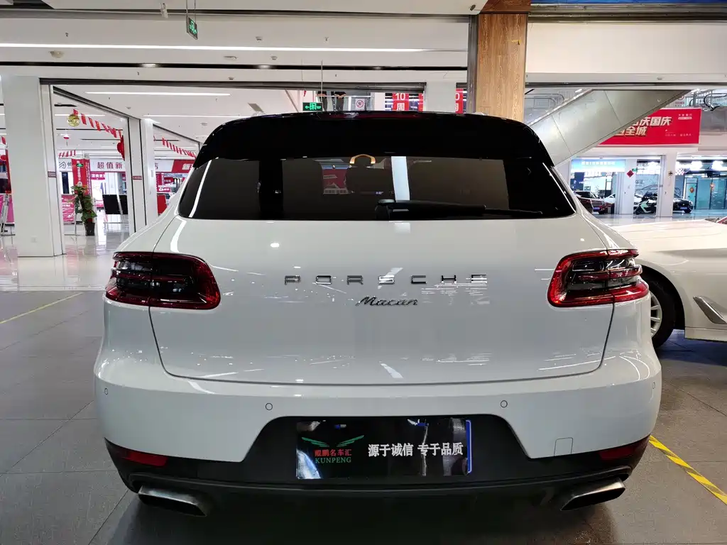 Porsche Macan — фото 4