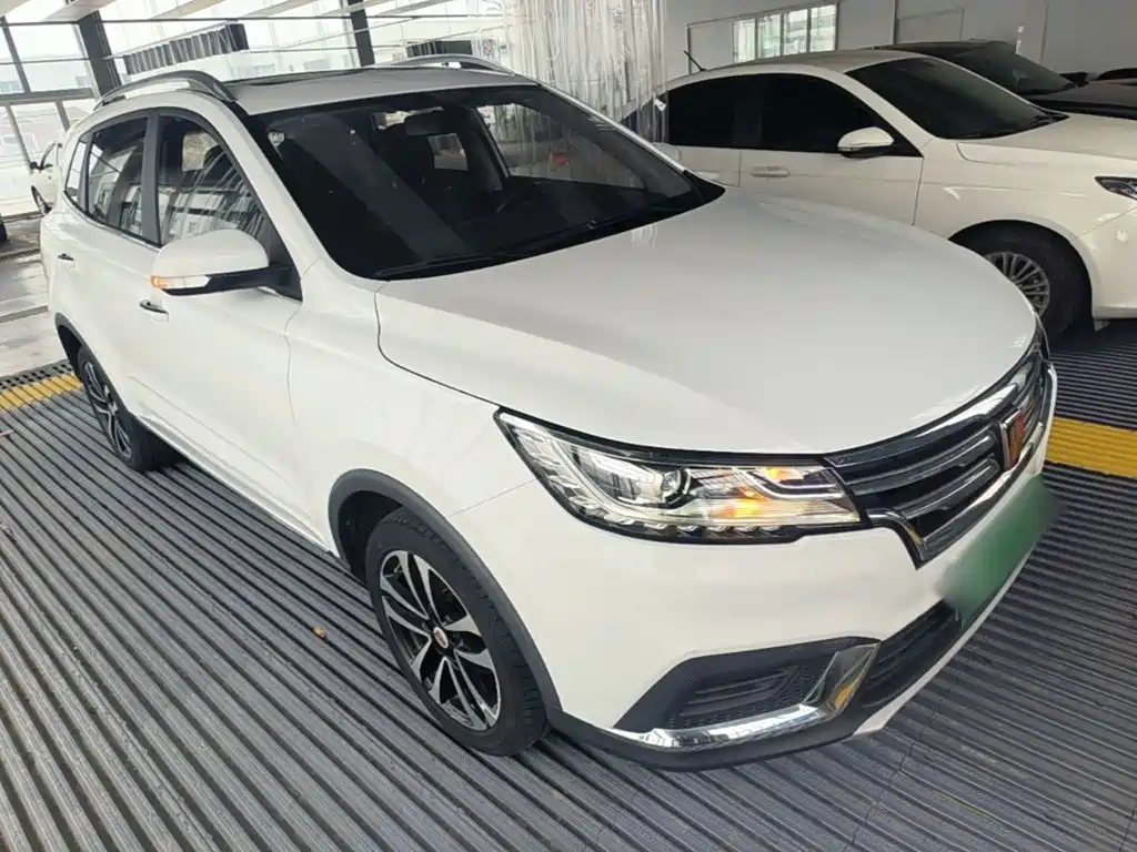 Roewe RX3 — фото 3