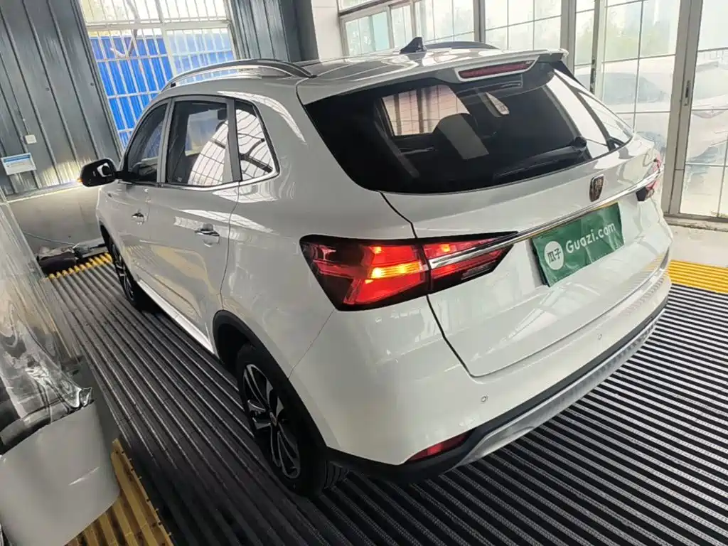 Roewe RX3 — фото 4