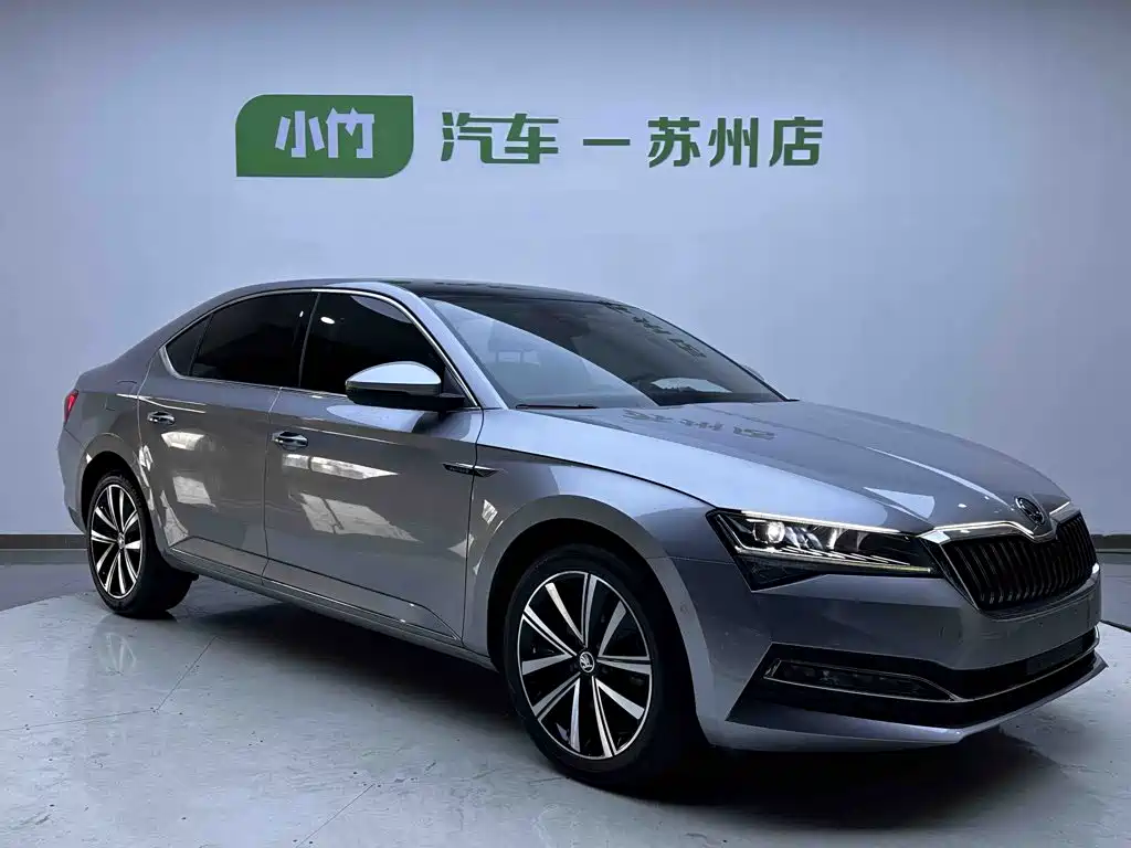Skoda Superb — фото 3