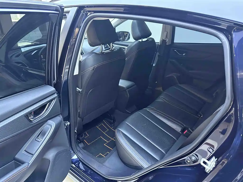 Subaru XV — фото 10