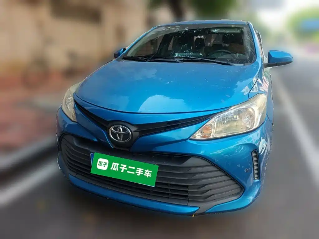 Toyota Vios — фото 2