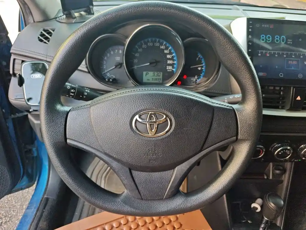 Toyota Vios — фото 6