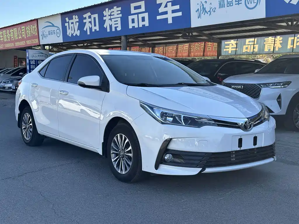 Toyota Corolla — фото 3