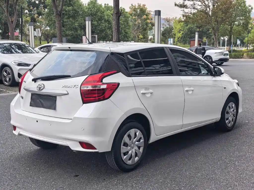 Toyota Vios FS — фото 6