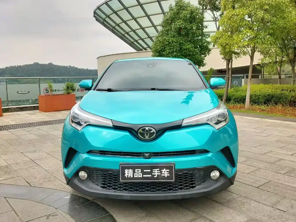 Toyota C-HR — фото 3