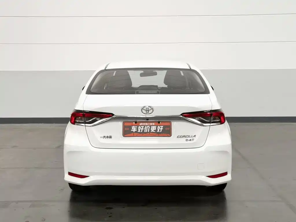 Toyota Corolla — фото 4