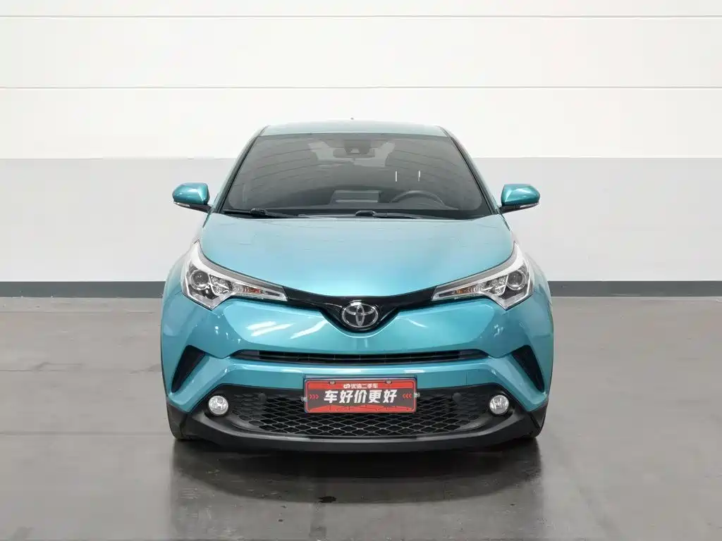 Toyota C-HR — фото 3