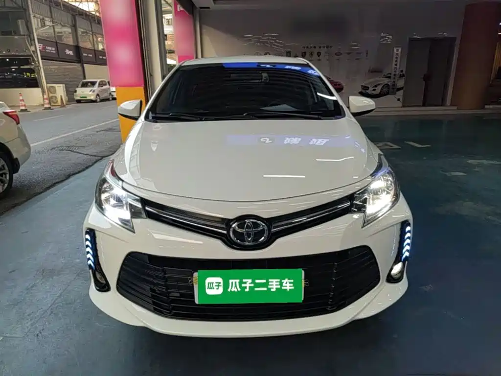 Toyota Vios — фото 2