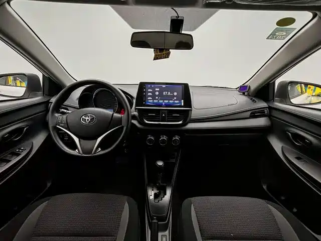 Toyota Vios — фото 19