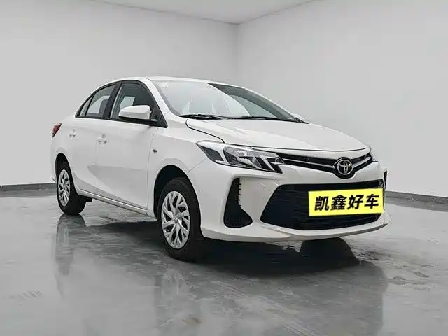 Toyota Vios — фото 3