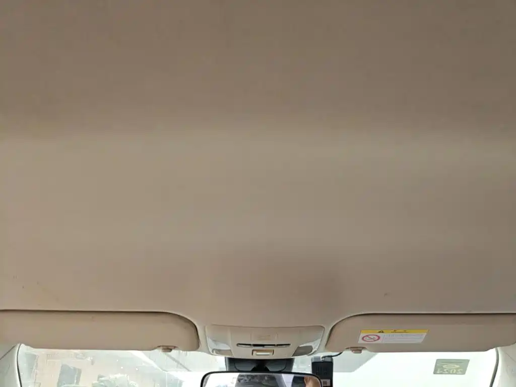 Toyota Corolla — фото 17